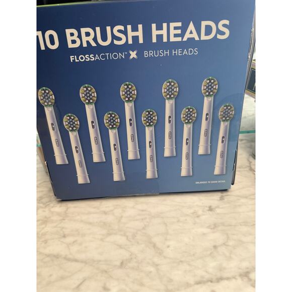 Oral-B Floss Action Electric Toothbrush Replacement Brush Heads, 10 ct. - Picture 4 of 4